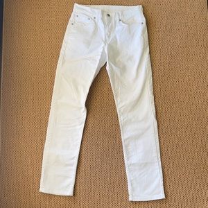 White Levi’s Jeans